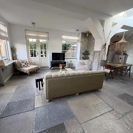 Pothuis Zuid 펜션 잔드보르트